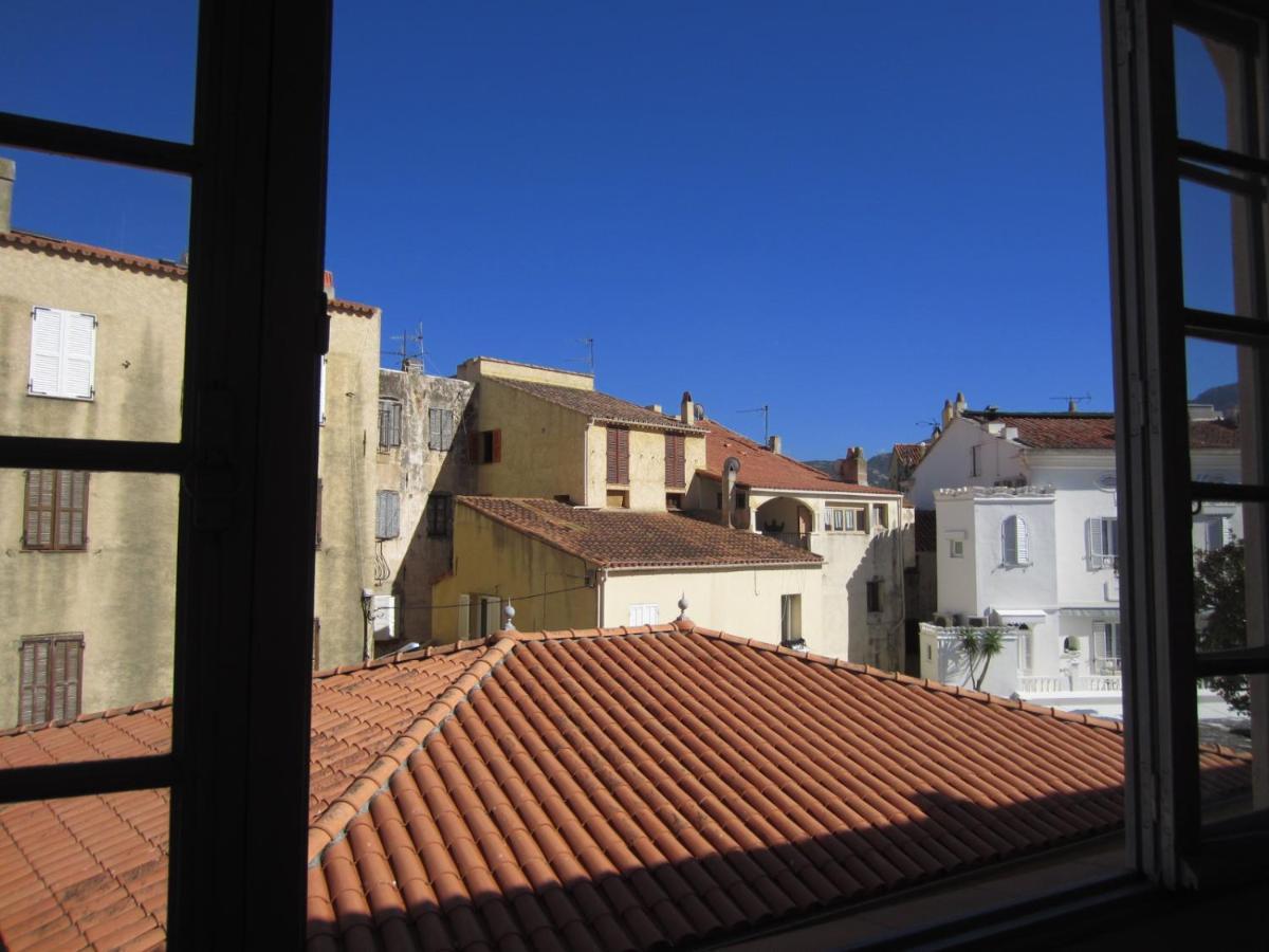 Hotel Du Centre Calvi  Exteriör bild